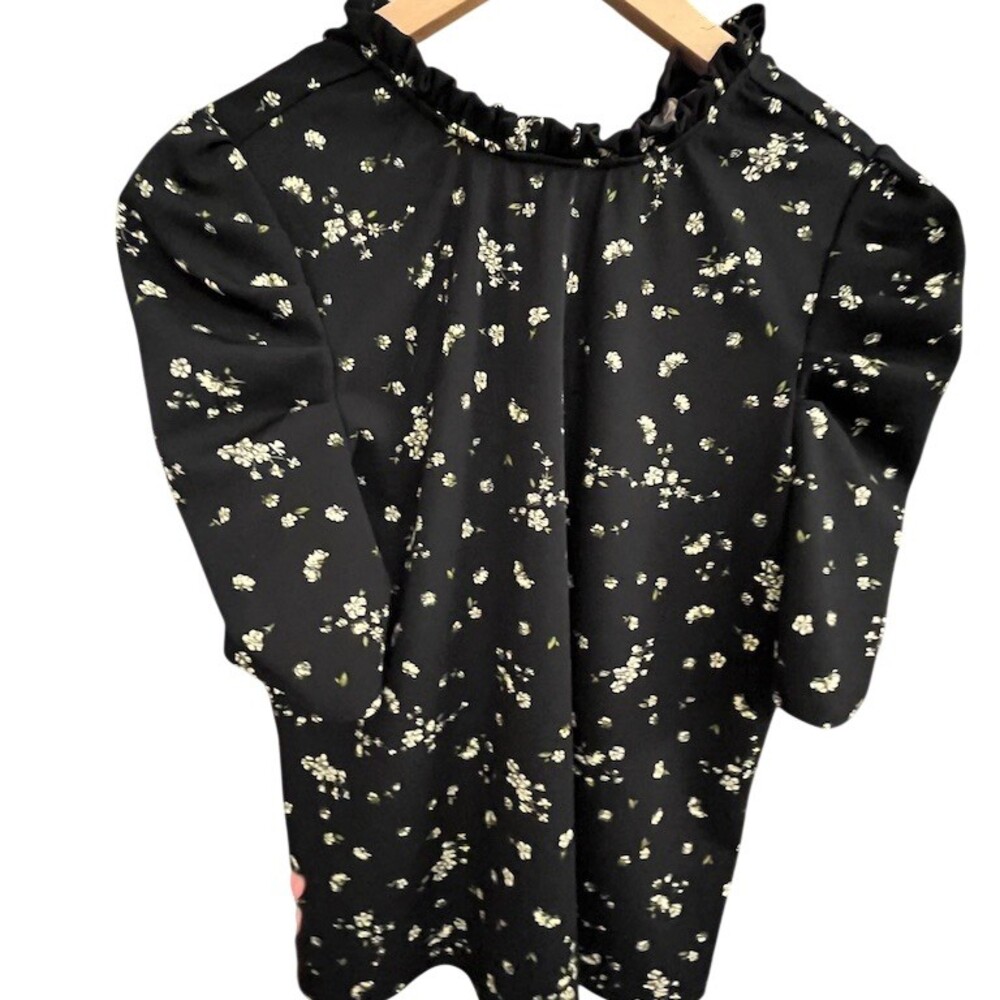 Melloday Womens Size M Black White Ditsy Floral Puff sleeve top